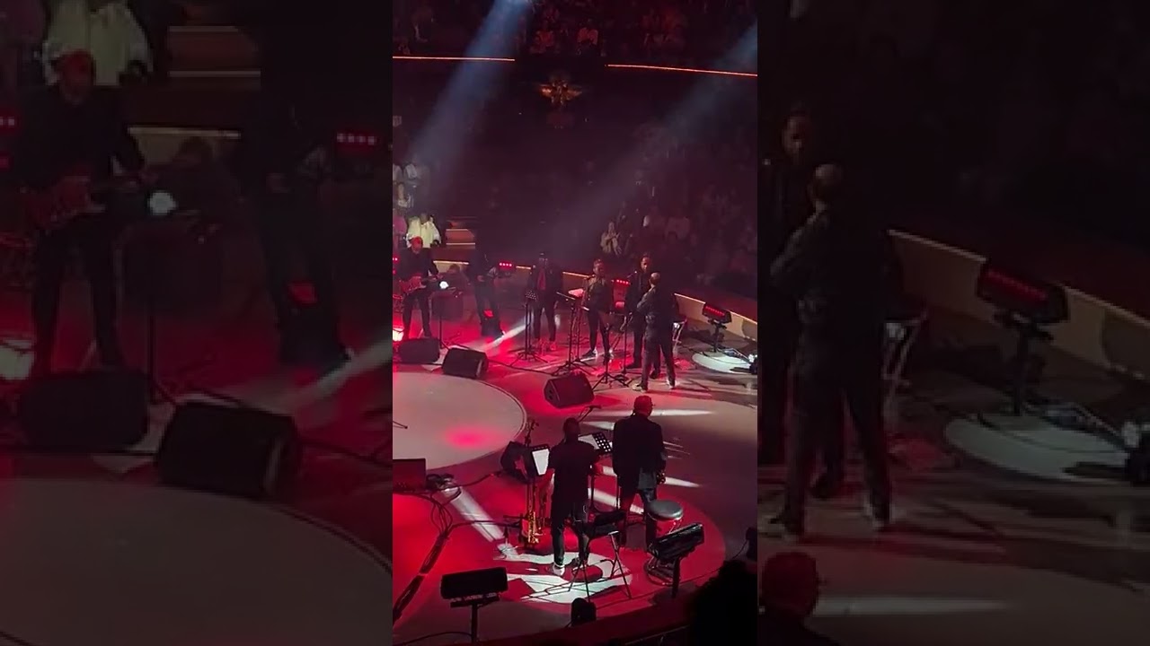 Kad Merad - Just a Gigolo ( extract ), Cirque&nbsp;d'Hiver, Paris, 14th March 2022, Gala&nbsp;Solidarite&nbsp;Sida