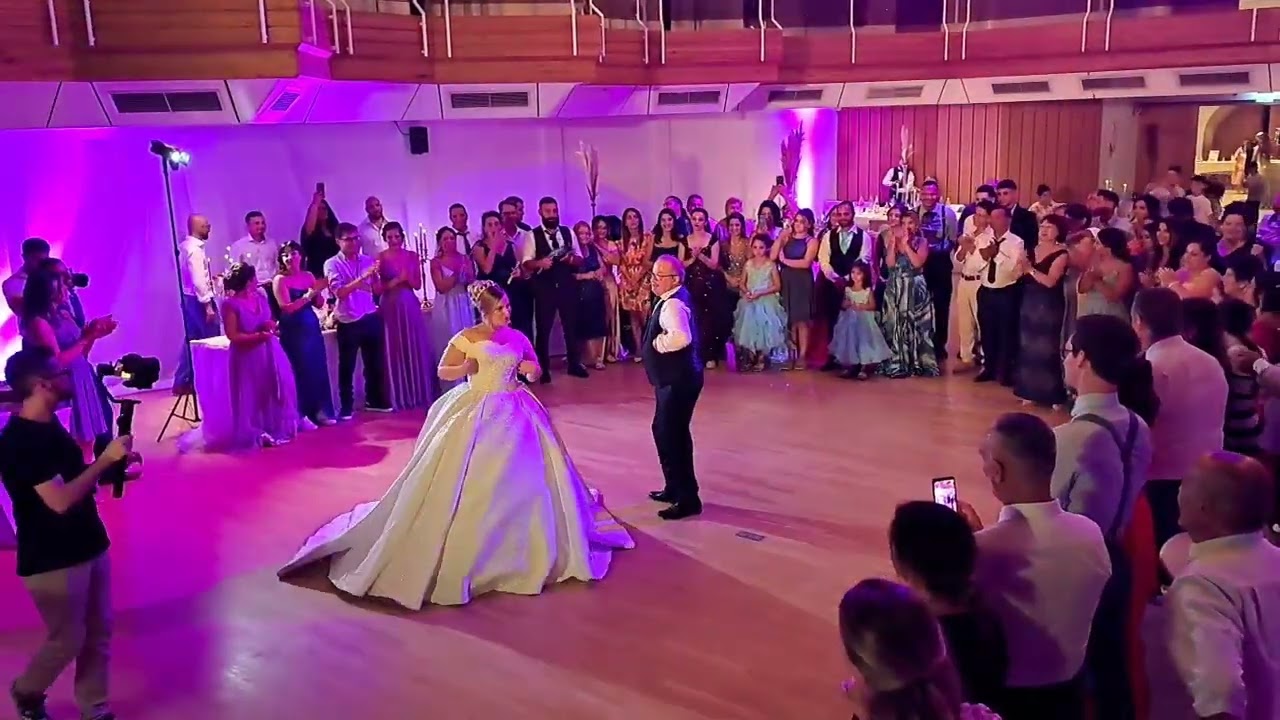 Braut und sein Papa Tanzen Wedding Hochzeit Italienische deutsche Party