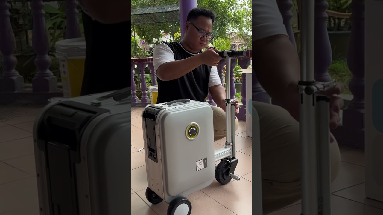 Unboxing Airwheel SE3S. Travel boardable suitcase luggage #amadzahry #airwheel #airwheelse3s