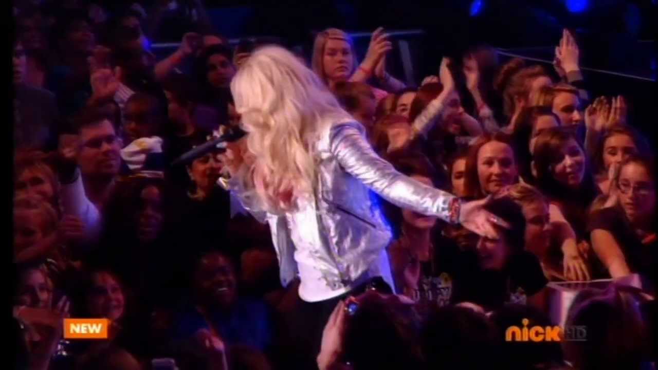 Amelia Lily - You Bring Me Joy (Live Nickelodeon Awards) [HD]