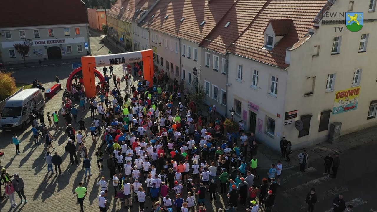 8 Otwarte Biegi Uliczne w Lewinie Brzeskim 2021r