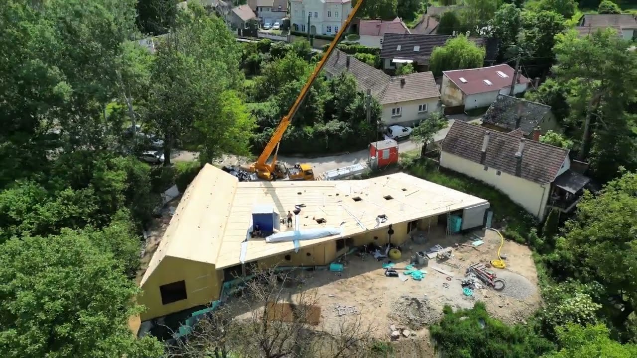 Csobánka CLT bölcsőde szerkezetépítés