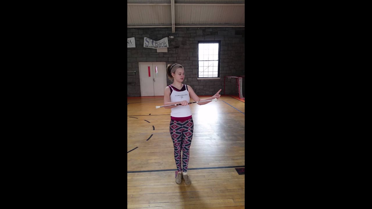 Baton twirling tutorial : hand over hand