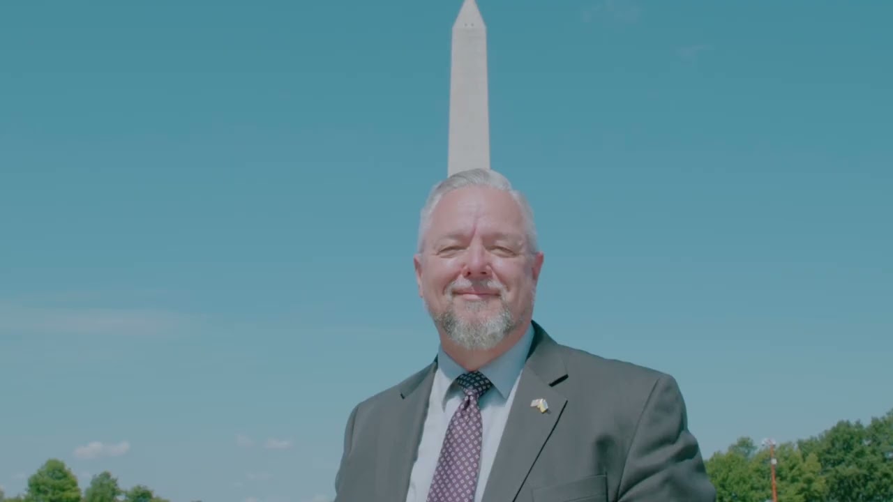University of Iowa Distinguished Alumni Awards 2024 | Michael Michener | Friend Award