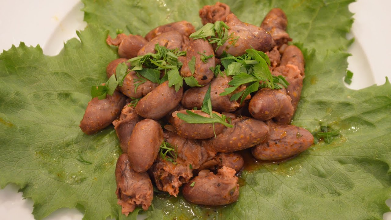 Chicken hearts in a tomato sauce