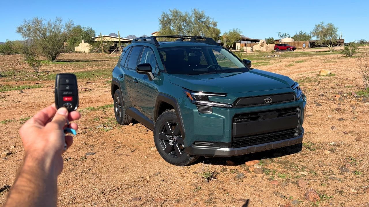 Toyota RAV4 Woodland 2026 года — самый крутой внедорожник?