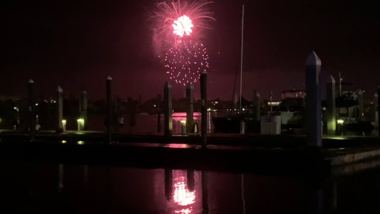 Fort Myers 4th July fireworks 2019