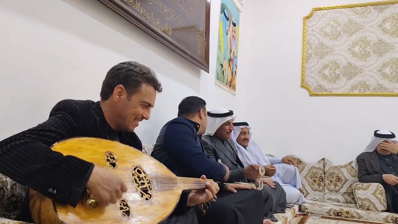 جلسة في مضيف الظاهر حسن الثامر والعازف الدش