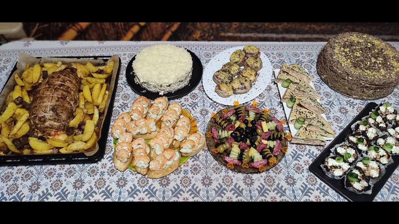 Новогоднее меню на 2025  / New Year's menu for 2025