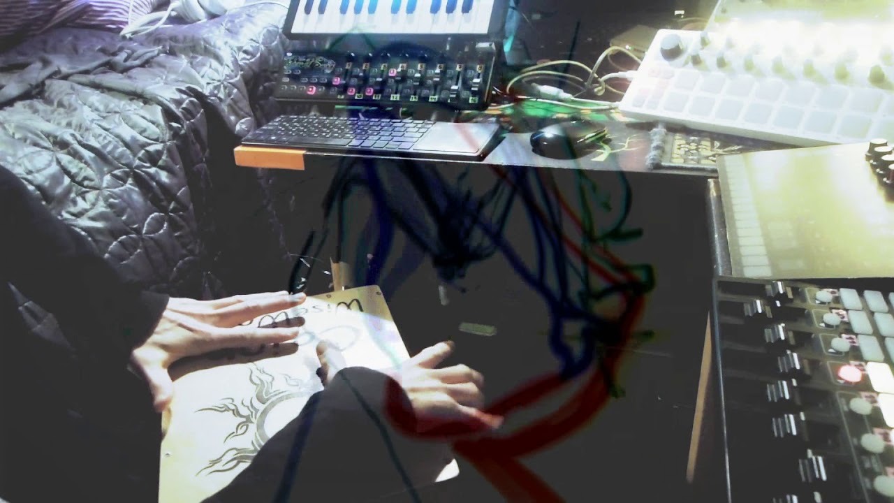 Cajon - alien music | modulation effects | improvisation | abstract ambient | experimental