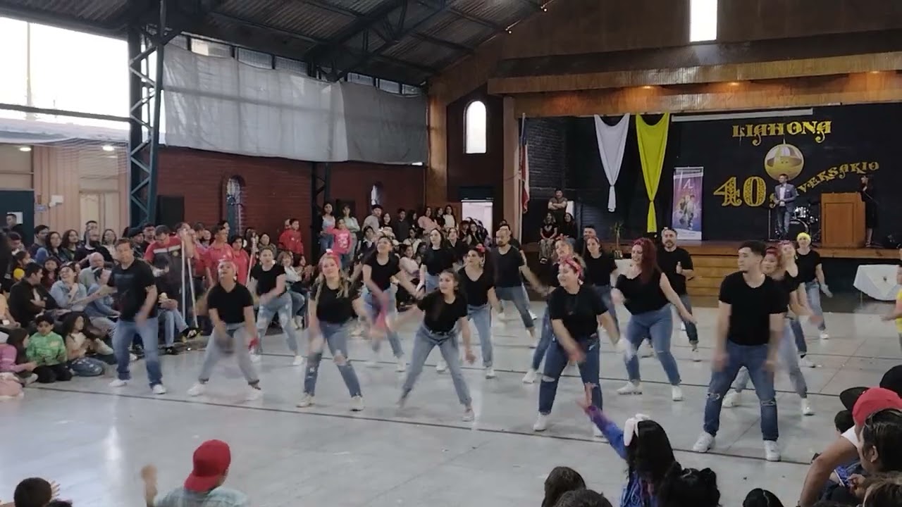 Footloose 3basico colibrí y pequen colegio liahona.