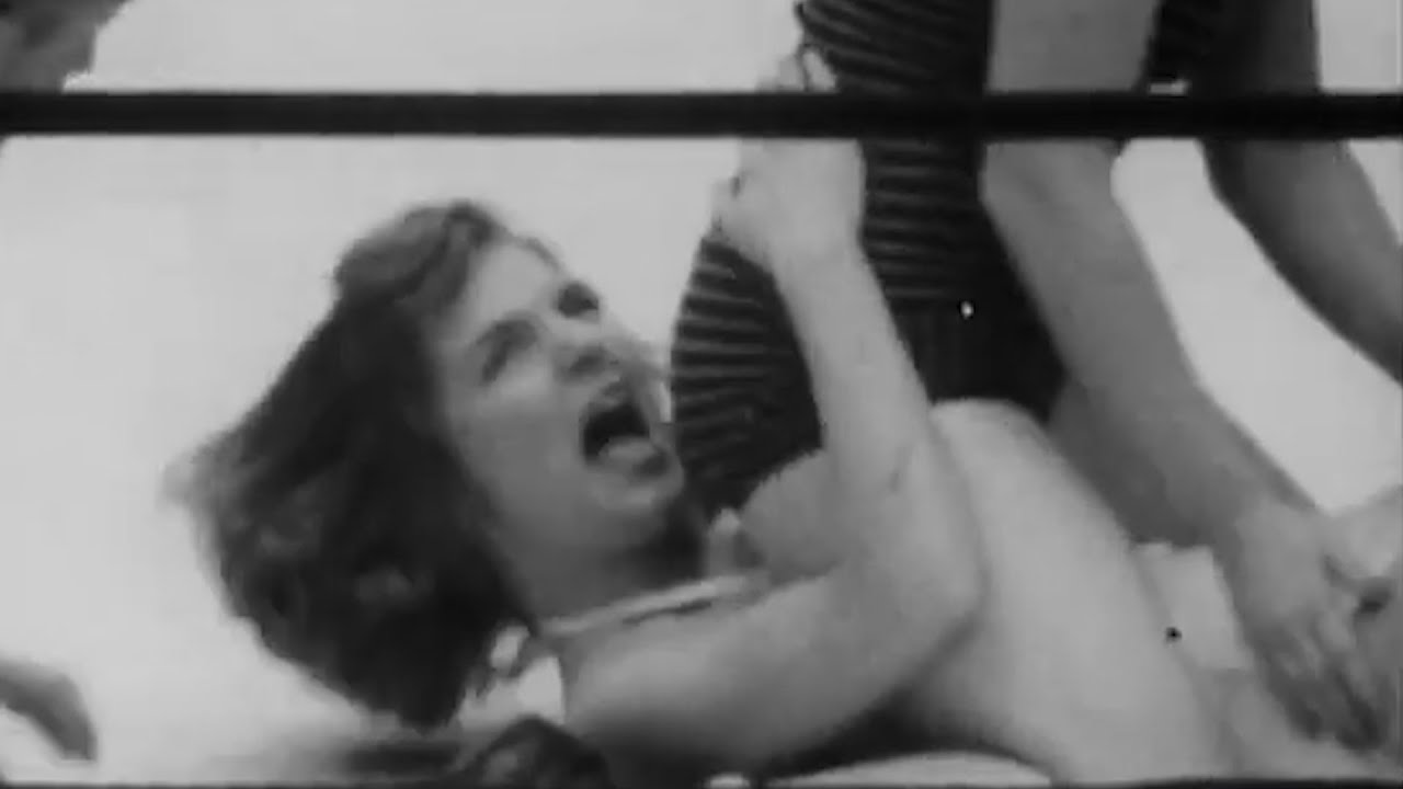 Vintage Women's Wrestling - Hardbody Hillary vs. Shrieks McGee  |  Midweek Midcard Matchups