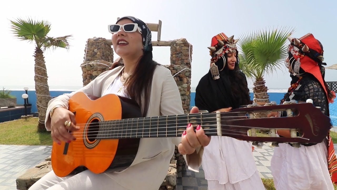 FATIMA TAZRZIT - NKISD ASNAN  [Official Music Video] | ( فاطمة تازرزيت - نكيسد أسنان