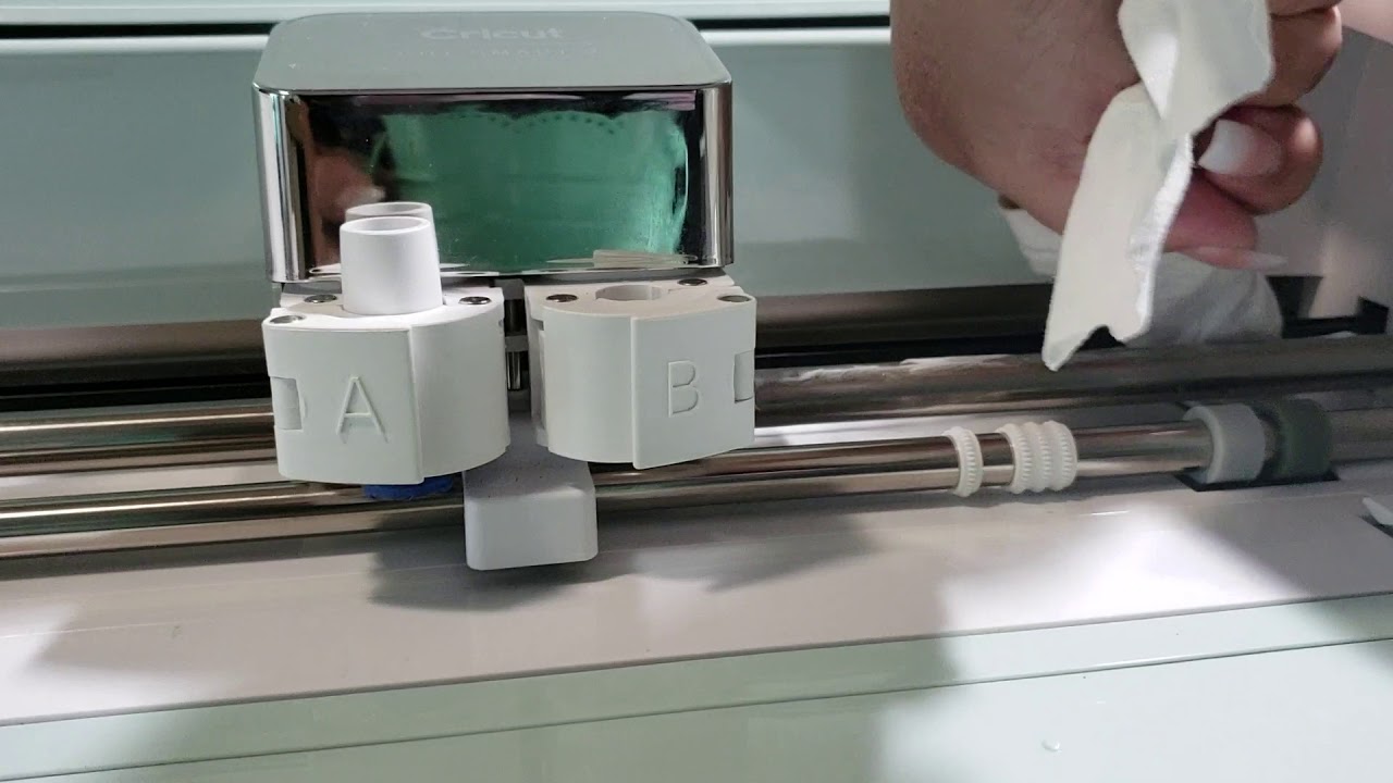 Còmo hacerle mantenimiento a mi Cricut explore