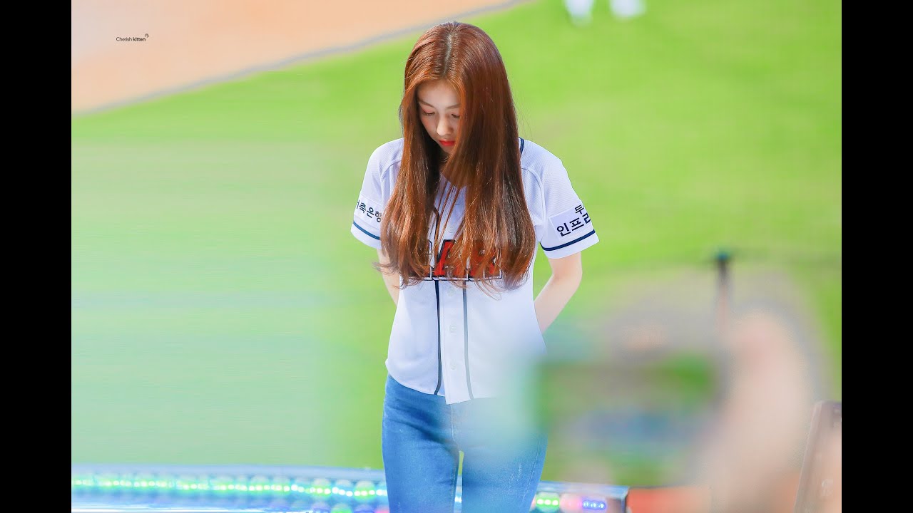 181006 아이즈원(IZONE) - 내꺼야 (PICK ME) [4K] 직캠 Fancam 강혜원(Hyewon) Focus
