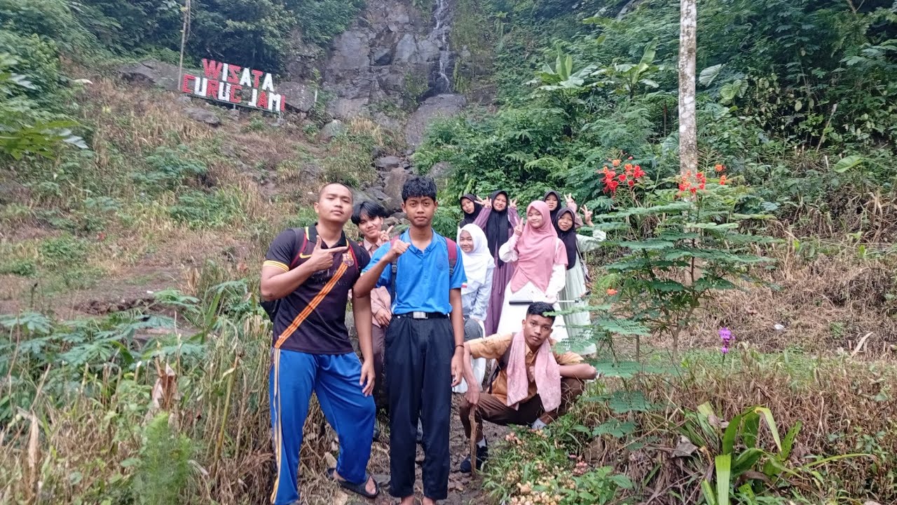 RIHLAH ke Curug Jami bersama teman kelas9 A17