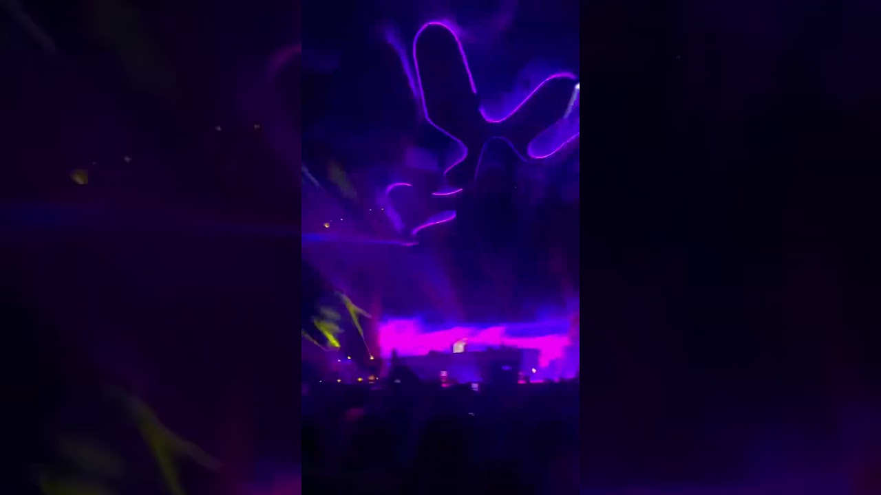 Neelix and Sighter - Give it to me - Laroc Spektrum