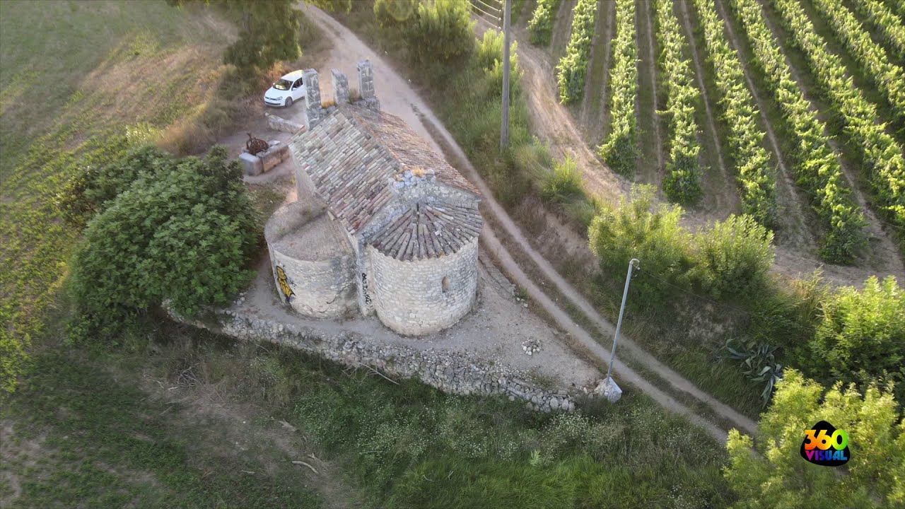 ESGLÈSIES, MONESTIRS, CAPELLES...