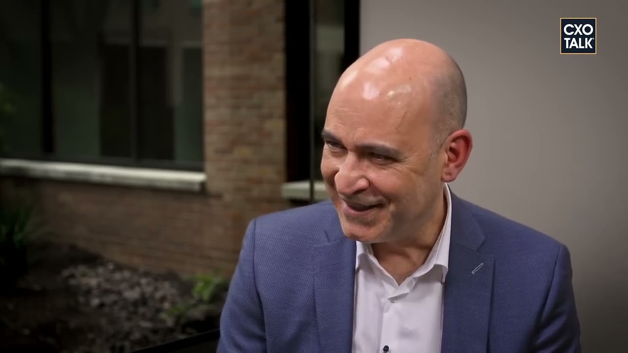 How to Build Customer Loyalty, with Zoho and Shiji Group