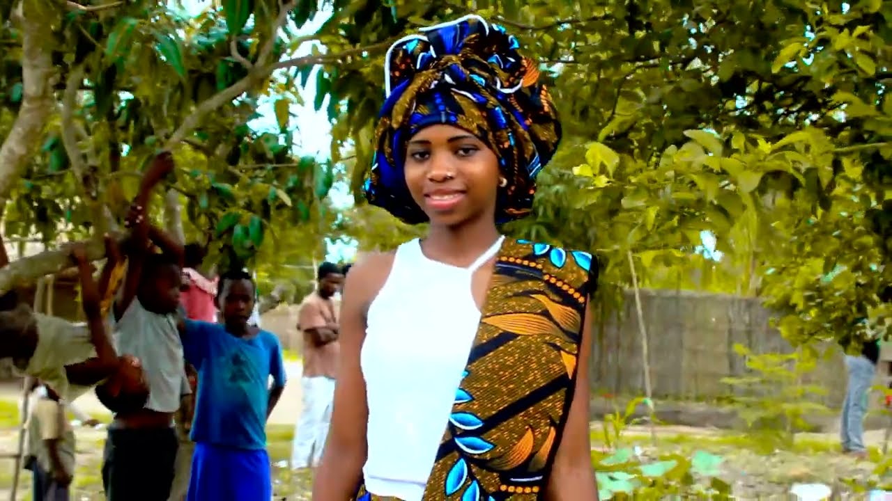 Djescusi Ft Evas Star Ikoma Ulapone Novo Clipe🔥 OFFICIAL VÍDEO by BONY EXtra)#masao #maromba #music 