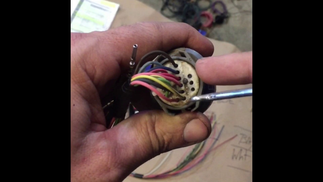 4L60E to 4L80E Red/Blue Harness & Computer Pin Out Modification (Pt 1)