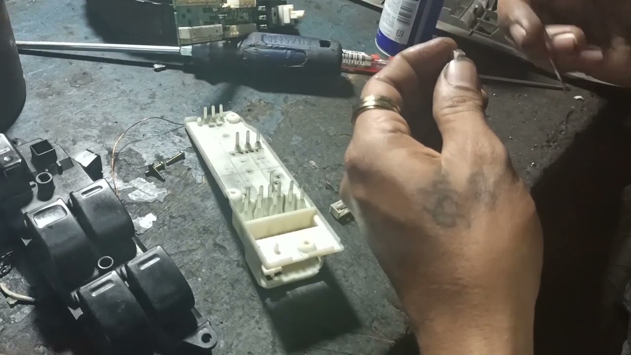 Master Power Window Switch Repair | Toyota Altis Front Right Power Window Cannot be Controlled