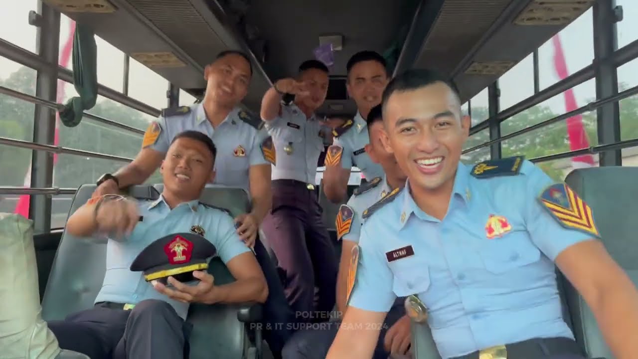 PEE WEE GASKIN - DARI MATA SANG GARUDA ( COVER BY POLTEKIP BAND 56 )