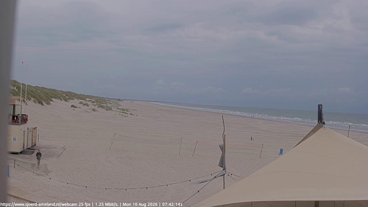 VVV Nes | vvvameland.nl | Strandpaviljoen Sjoerd camera 01. (4K)