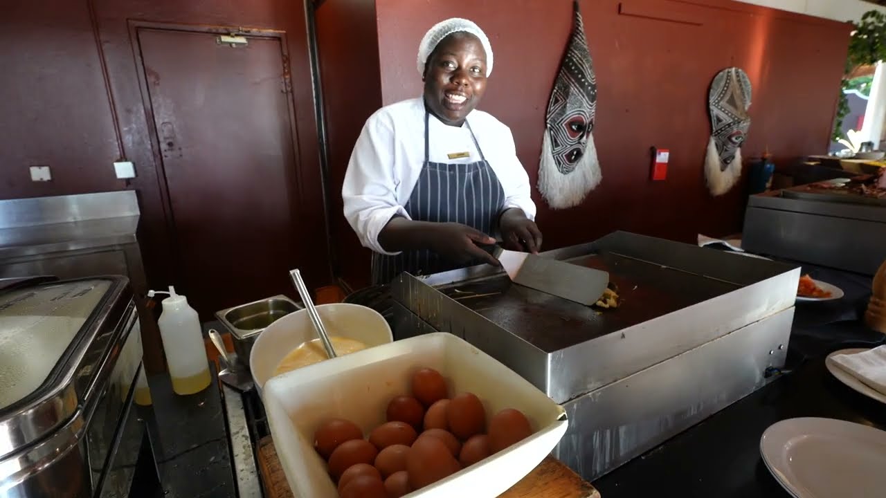 Breakfast Buffet at The Victoria Falls Hotel, Victoria Falls, Simbabwe 20.6.2024
