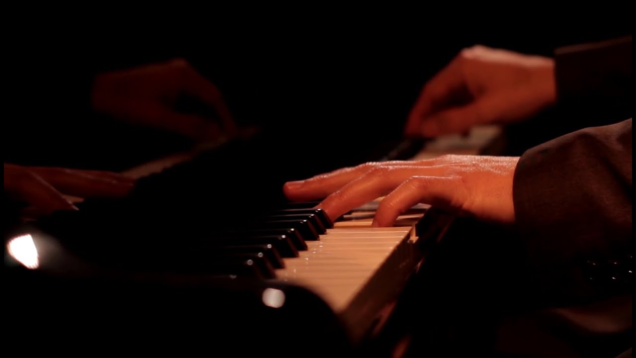 Piazzolla-Cafe 1930-The History of Tango-for solo piano