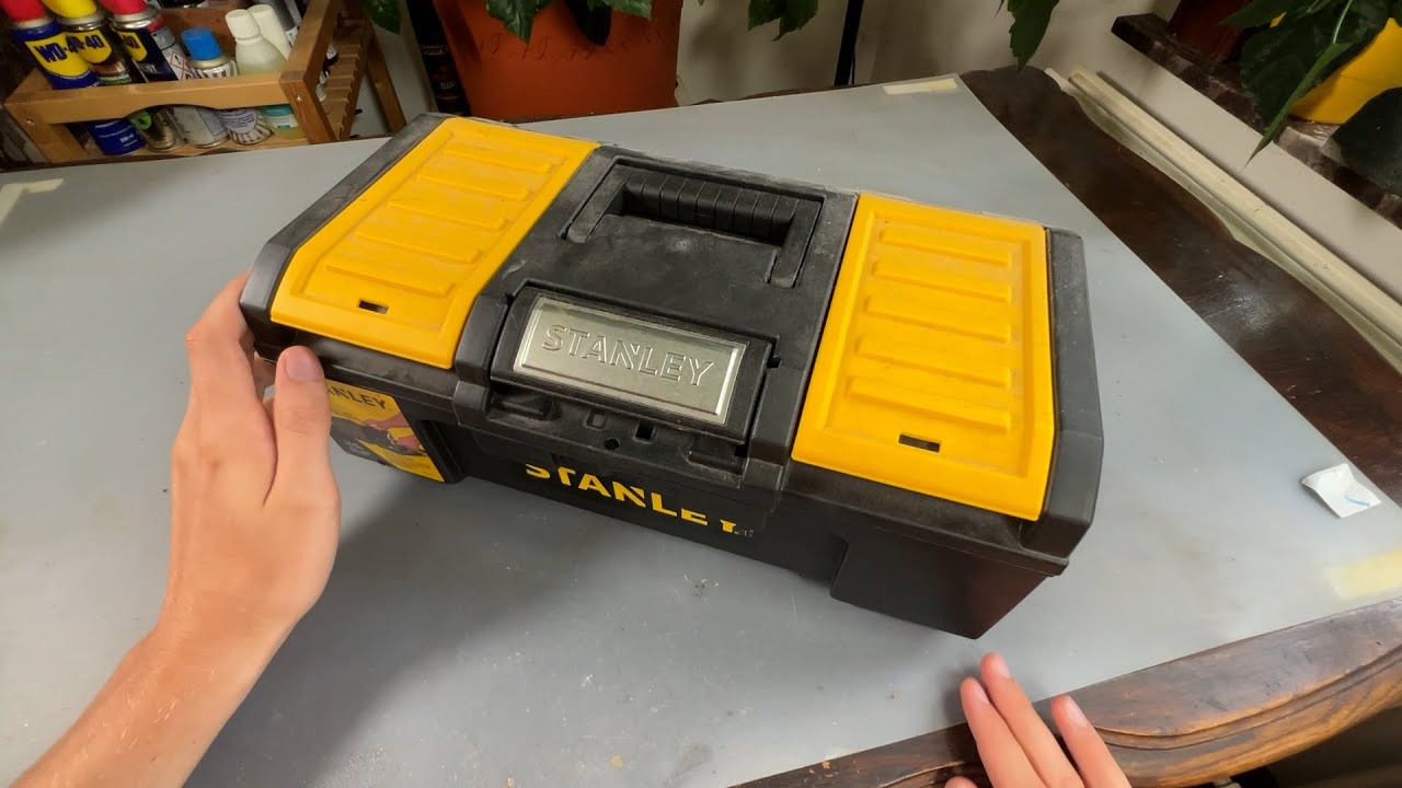 Stanley 16 inch Toolbox Review - One Hand Operation!