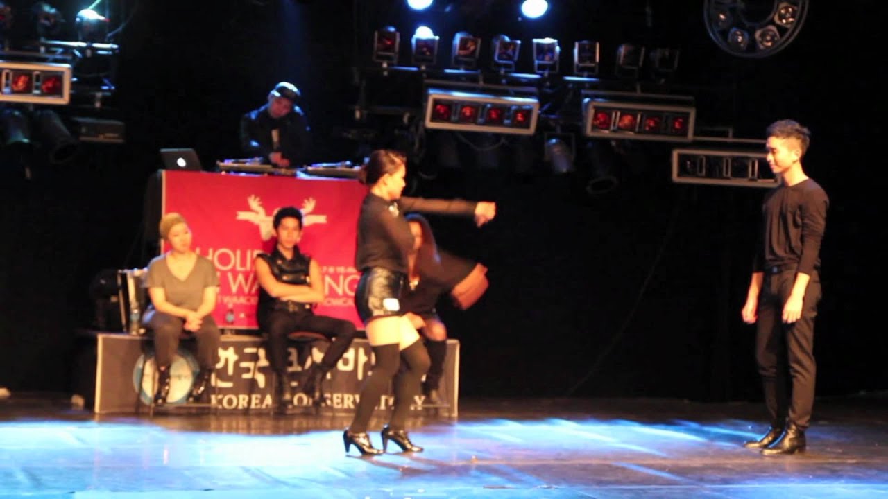 IBUKI vs Mcjo  Holiday in Waacking [ Final Battle ]