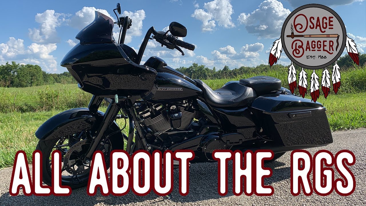Test riding a 2020 Harley Davidson Road Glide Special!