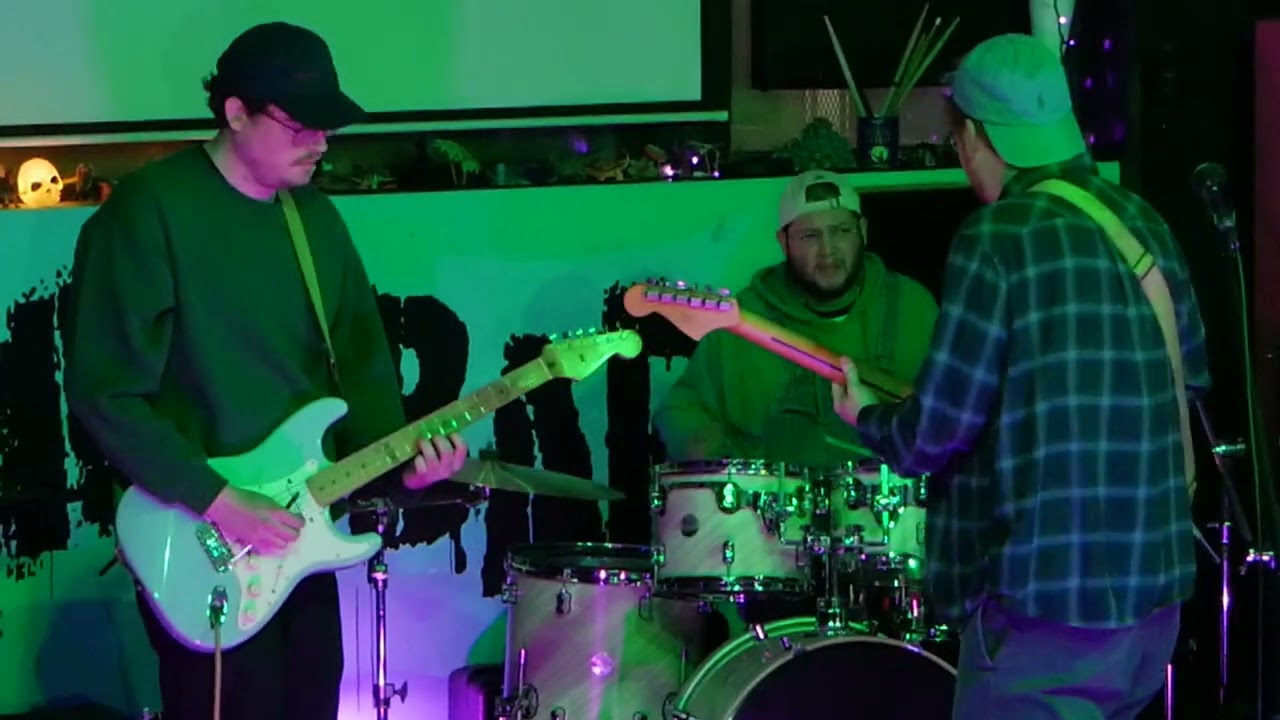 Tidal. Wav live@Sk8bar KC 209 Westport Rd. Kansas City MO 3/17/26