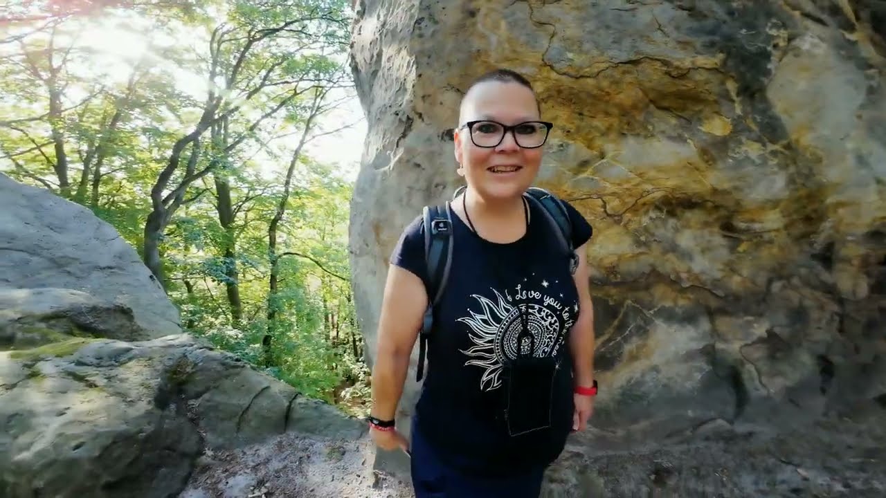 Kryštofovo Údolí a Krkavčí skály