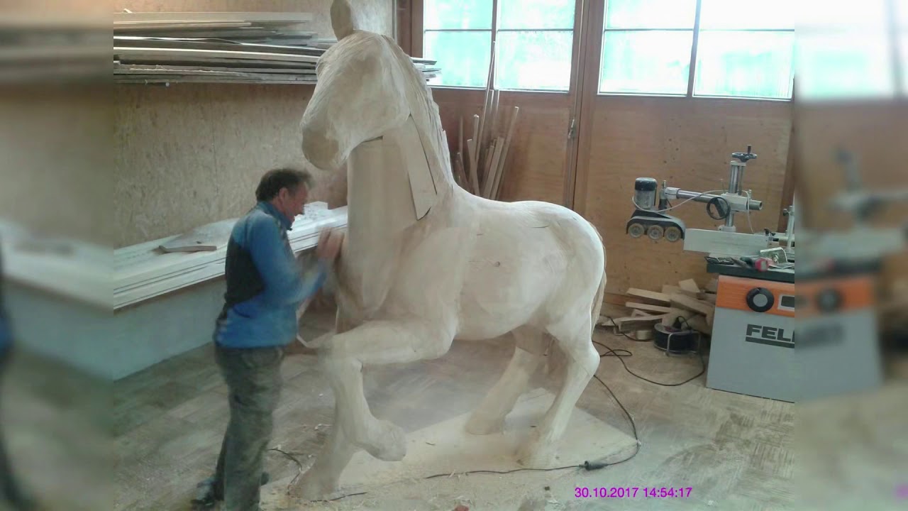 Time-lapse sculpting of a life-size wooden horse