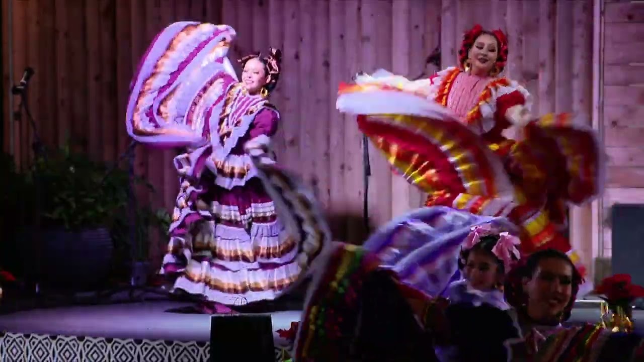 Ballet Folklorico Viva Mexico Performance 2025