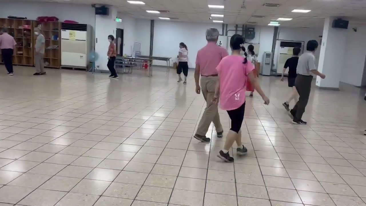 P'nei Malach פני מלאך 天使的臉 ( 以 Istaeli circle ) Choreographer: Moshe Eskayo   頂溪以歐土風舞班
