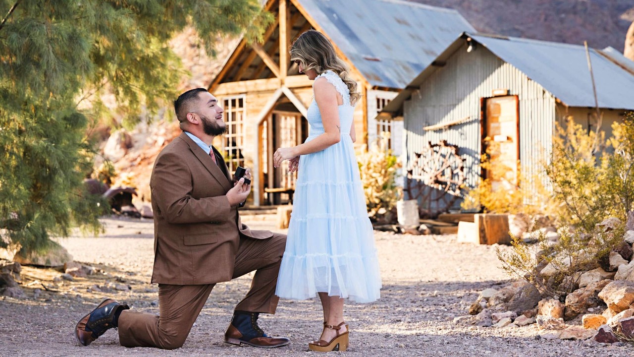 Las Vegas Proposal Photographer | Surprise Engagement at Nelson Ghost Town