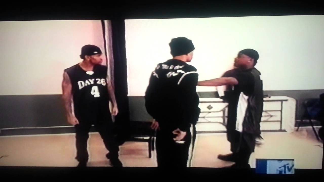 Que and Robert fight