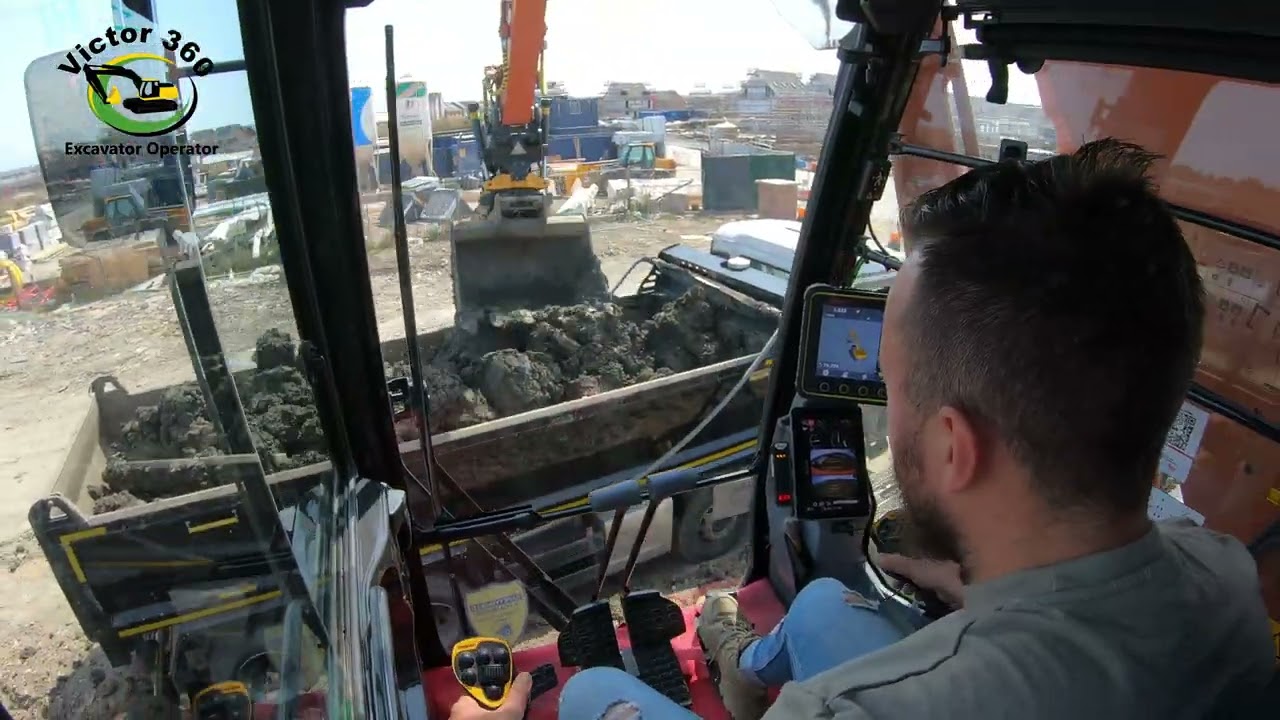 Hitachi 210 (Leica MC1) (Encon tilt rotator)