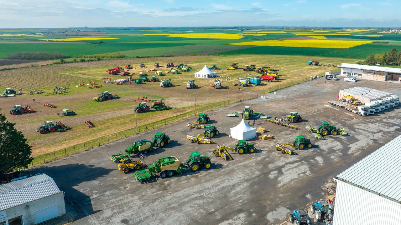 PORTES OUVERTES FOURRAGES DE VIENNE /ETA/USINE- 27 TRACTEURS - 20 PRESSES | 60 000T DE FOURRAGES