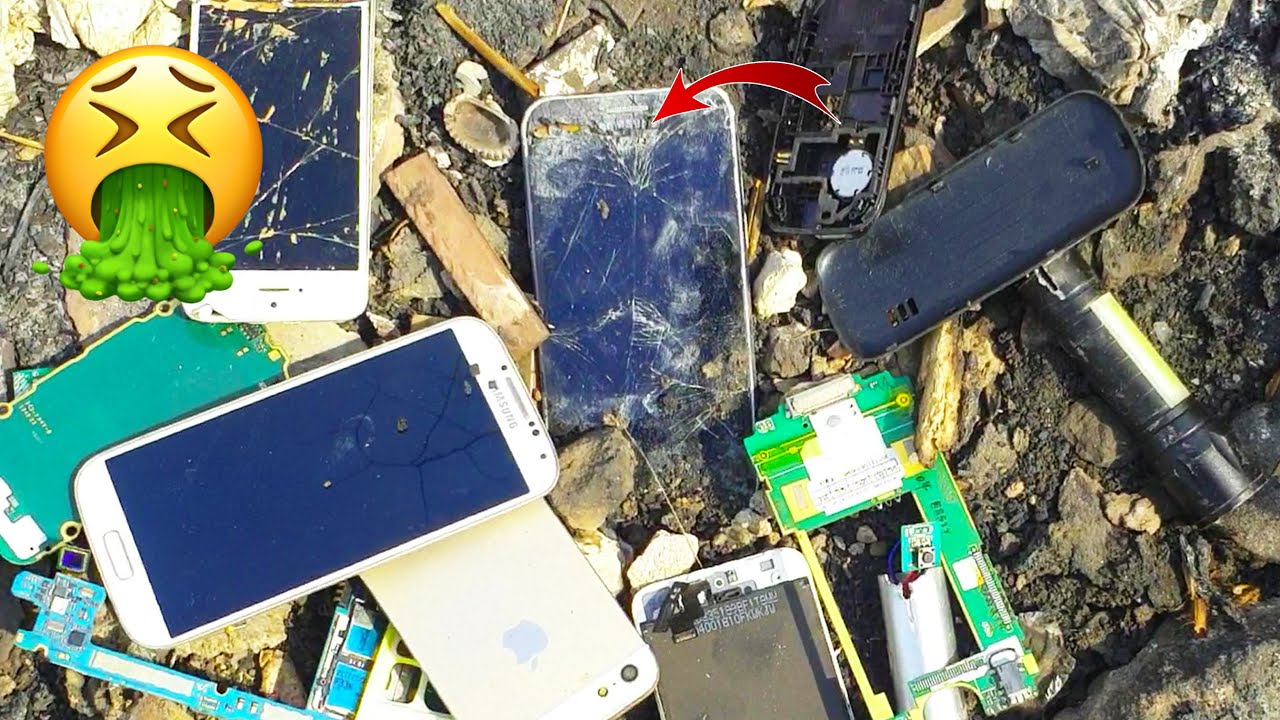 Restauración De Teléfono Destruido Samsung Galaxy J2, Buscando Telefonos En La Basura