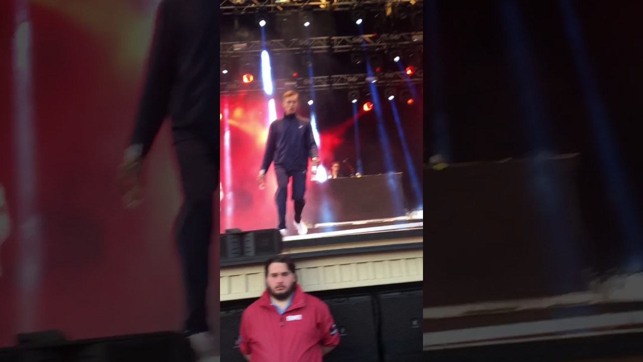 Hov1-Rosor av plast, Live @Gröna Lund, 5 maj