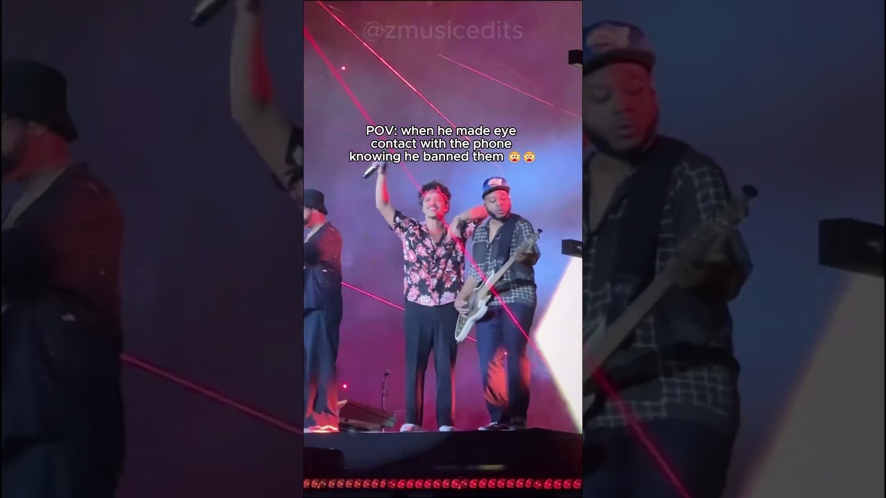 He caught them... 😧 #BrunoMars #Concert #Shorts