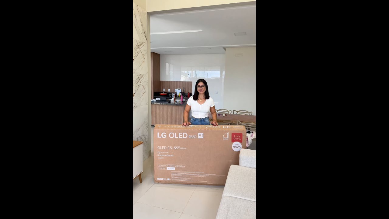 A  @sabryna.bueno inaugurou sua nova LG OLED C5 4K de 55&rdquo; e j&aacute; se impressionou