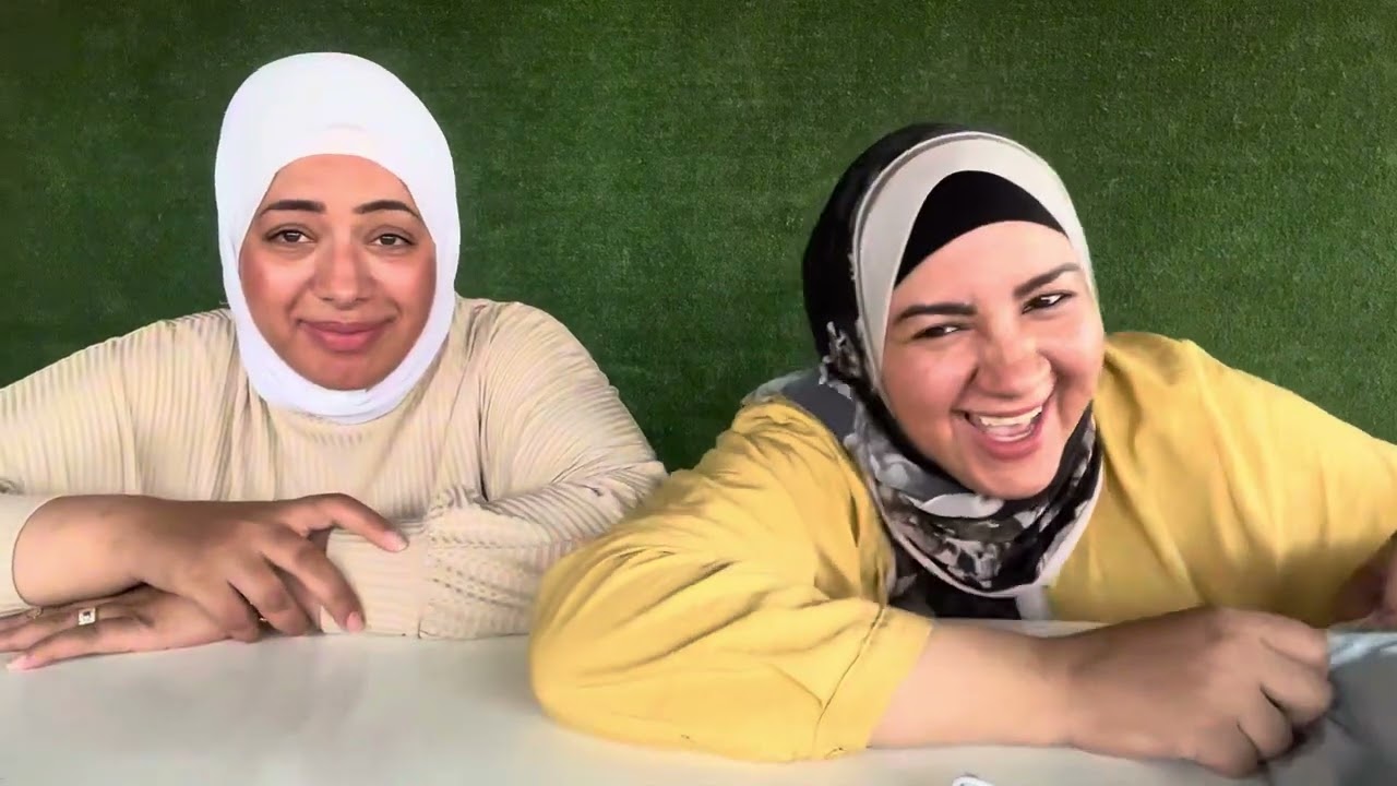 اغرب منتجات غامضة لمواجهة الحر مع لبني وأحلام 😎مروحة القفا اختراع😂😂