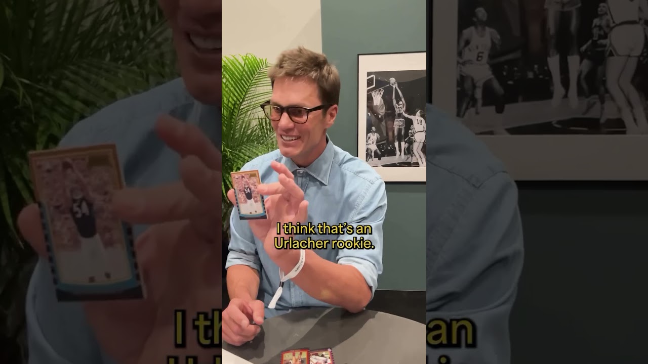 Tom Brady opens a 25-year-old pack of football cards from his ROOKIE season!! 🥹❤️🐐