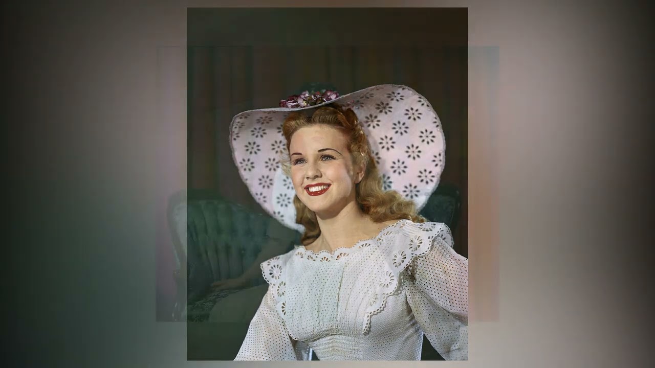 DEANNA DURBIN SINGS - CARMENA WALTZ