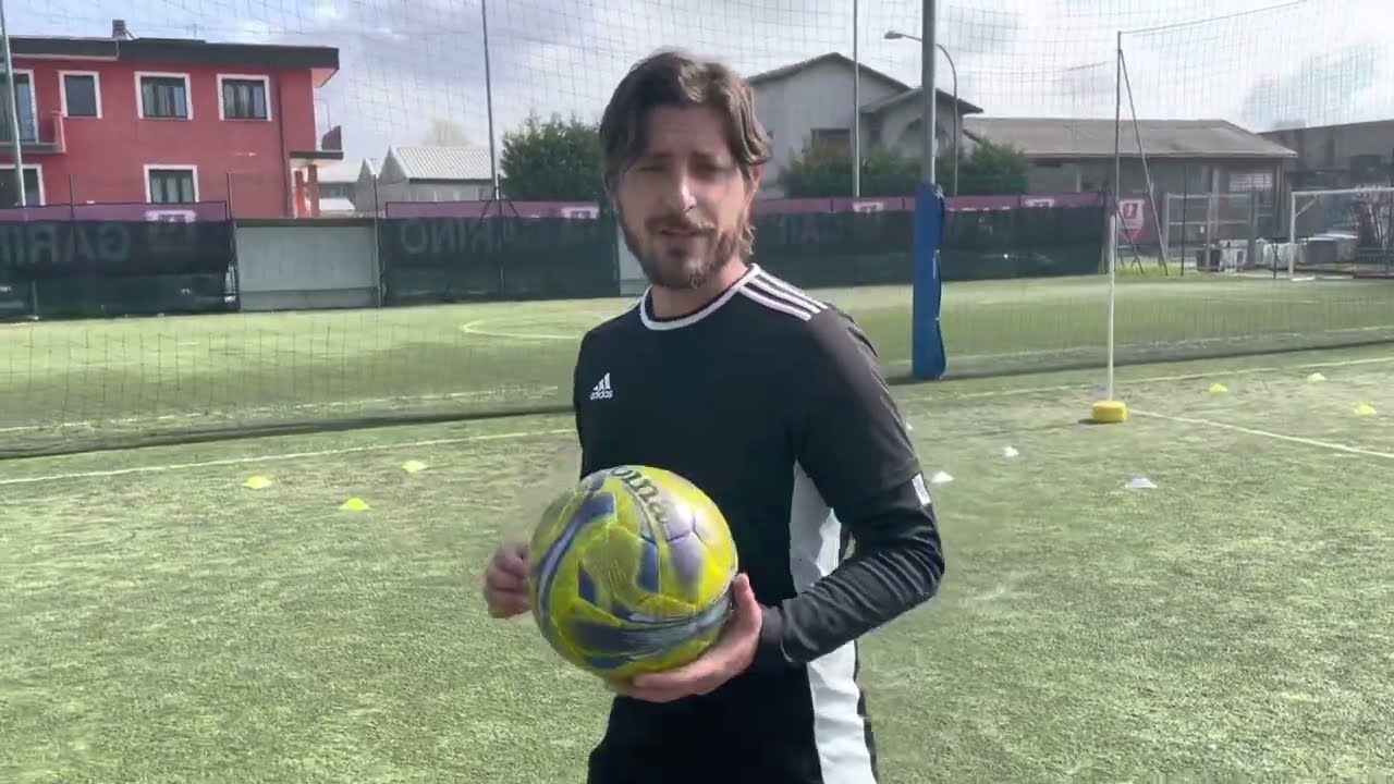 Allenamento individuale calcio: Piede debole